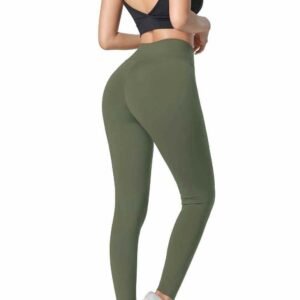 ප්ලස් ප්‍රමාණයේ යෝග කැප්‍රිස්
