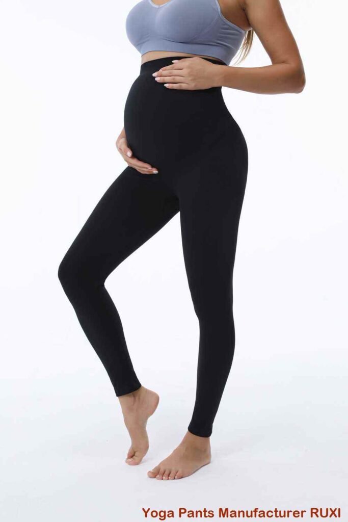 ජිම් ලෙගිං සහ කොට කලිසම් RUXI