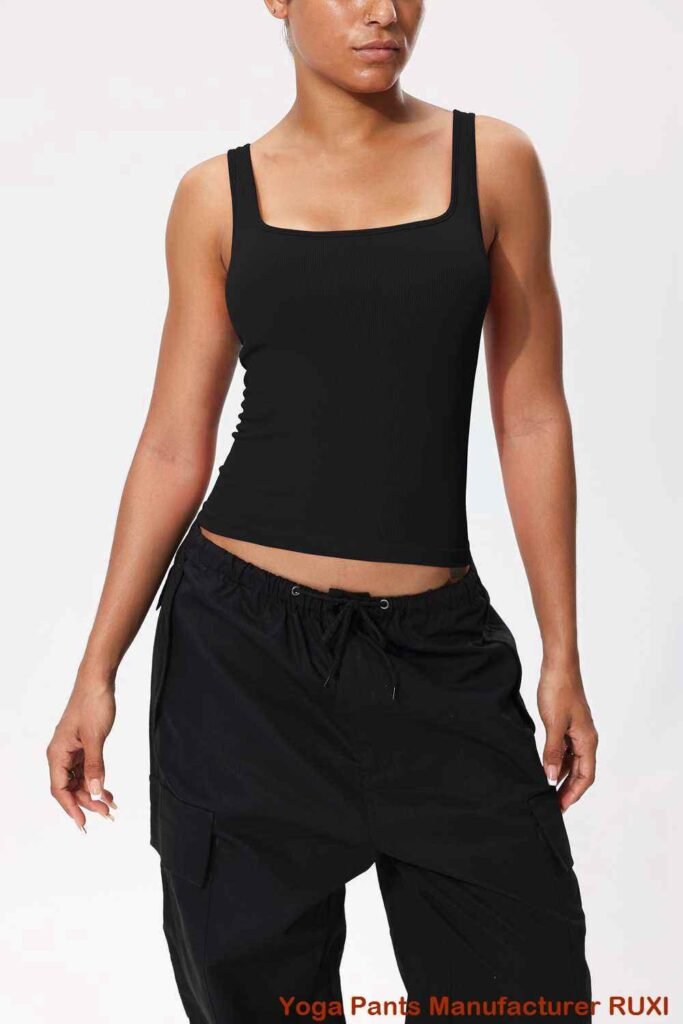 සාක්කු සහිත කප්රි යෝග කලිසම් RUXI