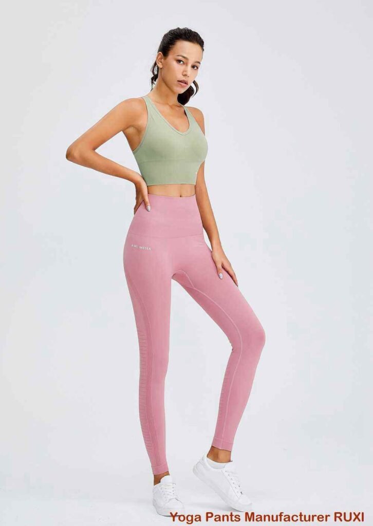 ඉහළ ඉණ සහිත වොලිබෝල් කොට කලිසම්