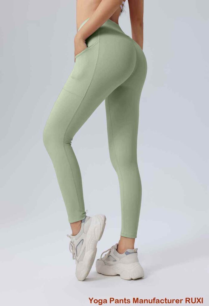 පිරිමි උණුසුම් යෝග කෙටි කලිසම්